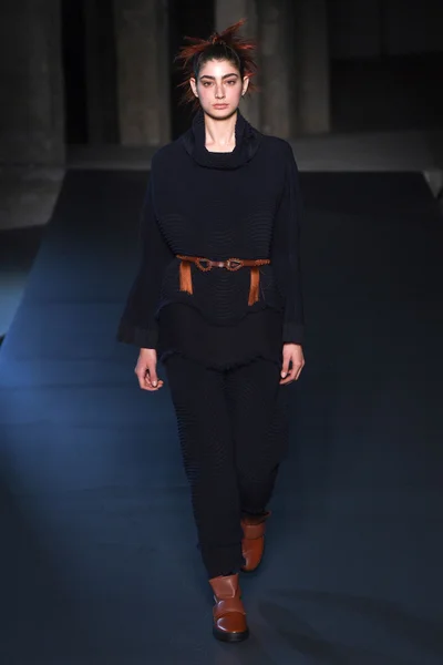 Look 7